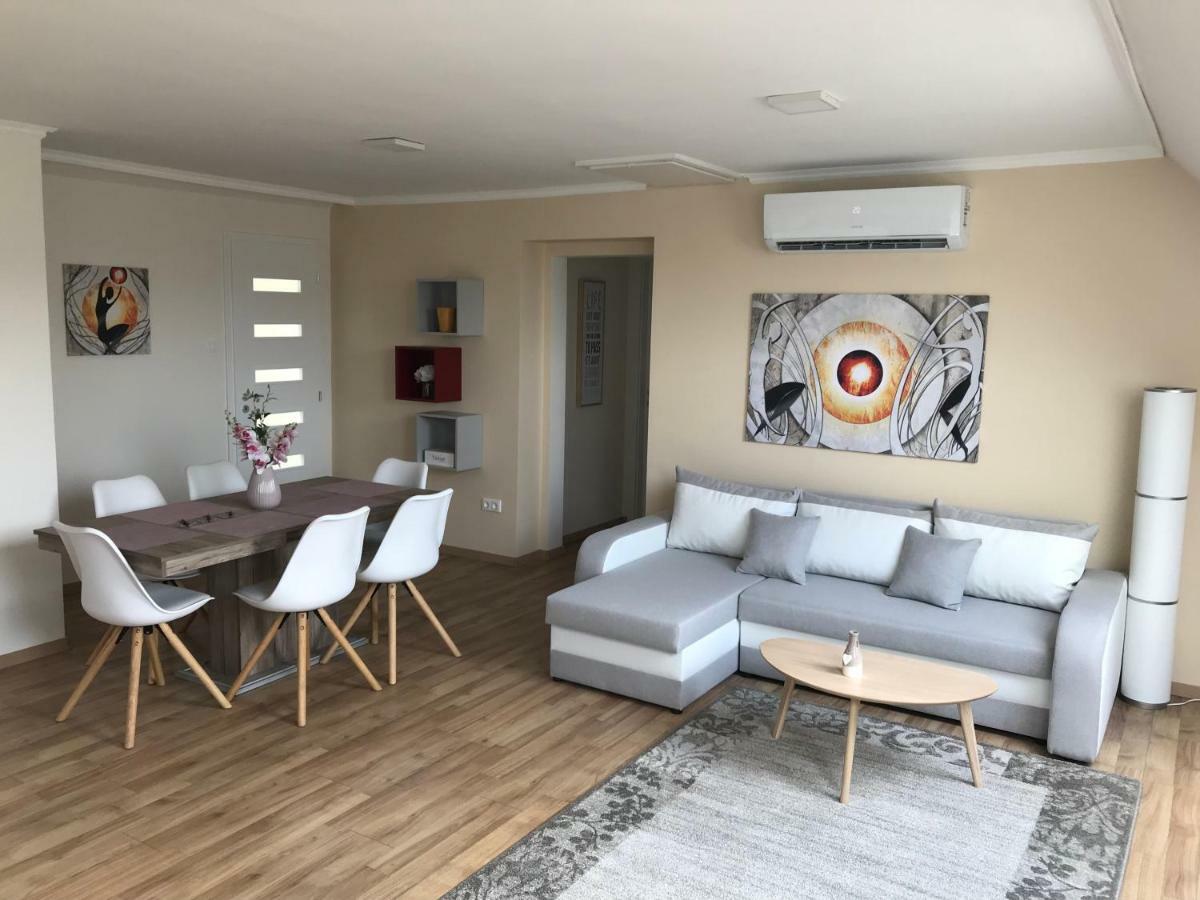 Villa Relax Komfortlak Gárdony Zewnętrze zdjęcie